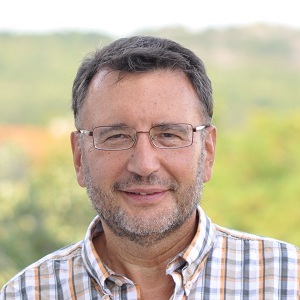 Vértes János